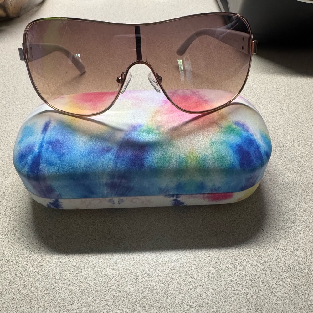 Stylish Brown Sunglasses